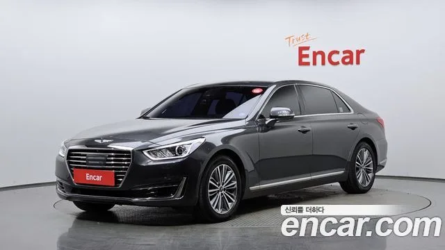 2018 Genesis EQ900
