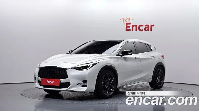 2019 Infiniti Q30