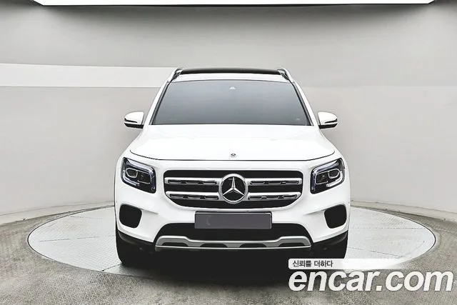 2021 Mercedes-Benz GLB-Class