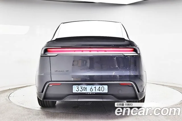 2026 Tesla Model Y, foto 4