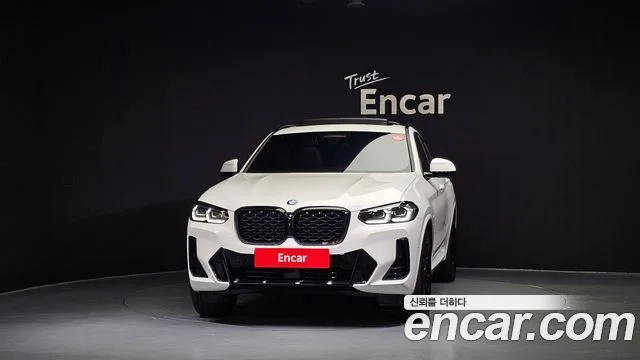 2025 BMW X4
