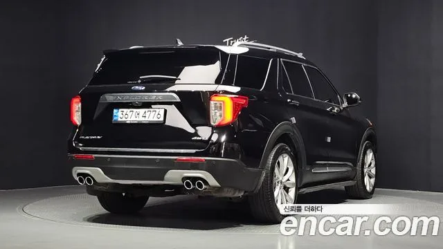 2021 Ford Explorer, foto 2