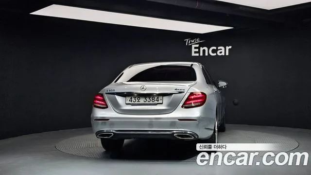 2018 Mercedes-Benz E-Class, foto 4