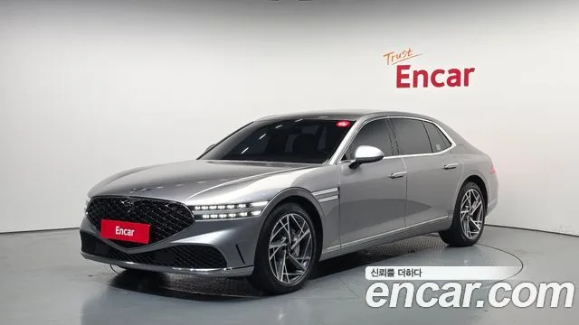 2023 Genesis G90