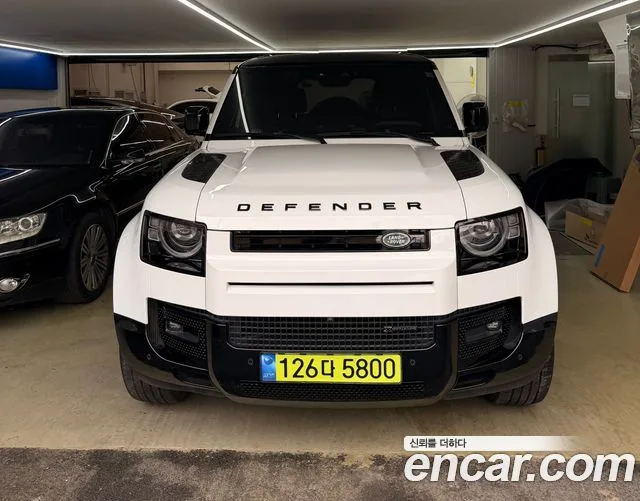 2023 Land Rover Defender