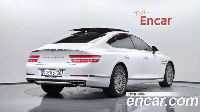 2023 Genesis G80
