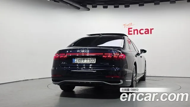 2023 Audi A8, foto 4