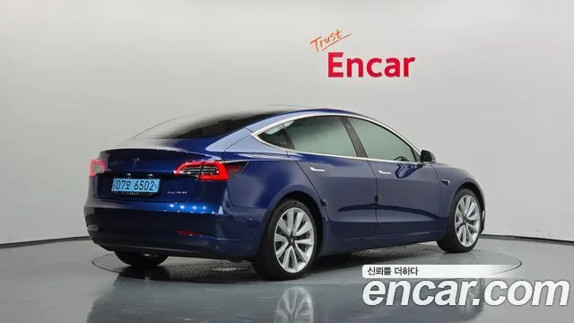 2020 Tesla Model 3, foto 2