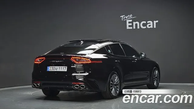 2018 Kia Stinger, foto 2