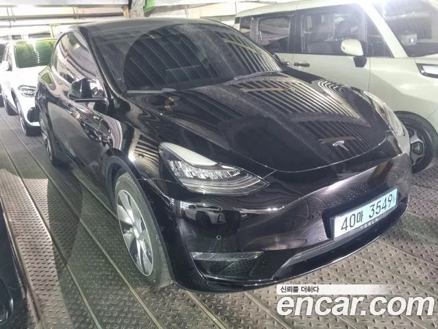 2022 Tesla Model Y, foto 2