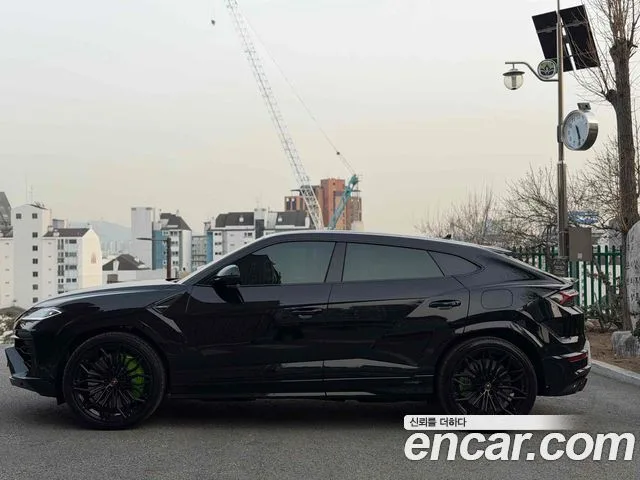 2026 Lamborghini Urus, foto 3