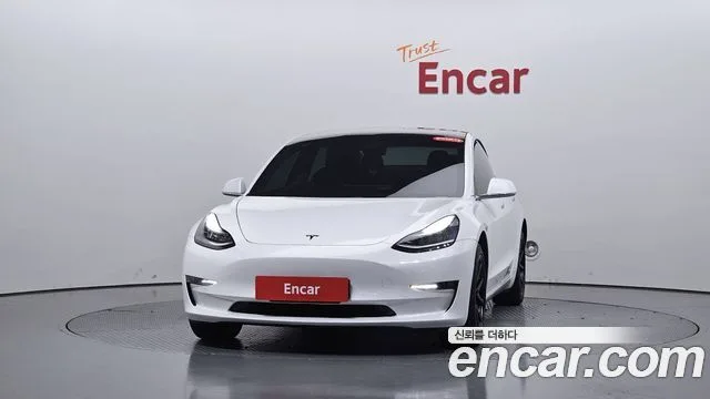2020 Tesla Model 3, foto 2