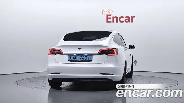 2020 Tesla Model 3, foto 3