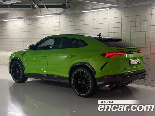 2021 Lamborghini Urus, foto 3