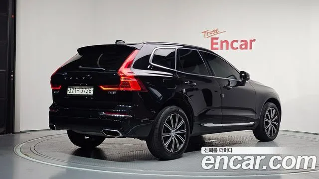 2020 Volvo XC60, foto 2