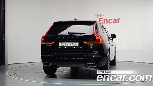 2020 Volvo XC60, foto 4