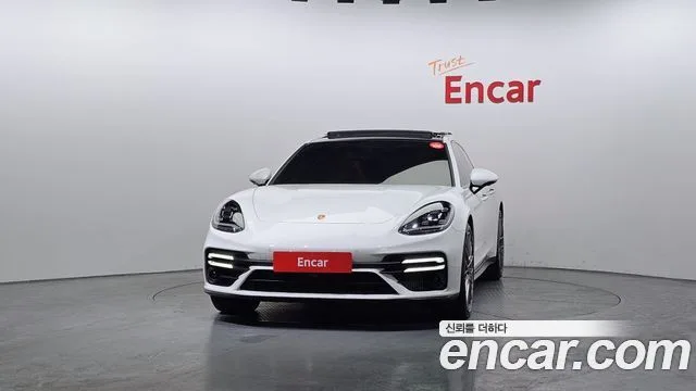 2023 Porsche Panamera, foto 3