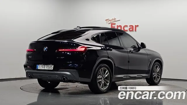 2021 BMW X4