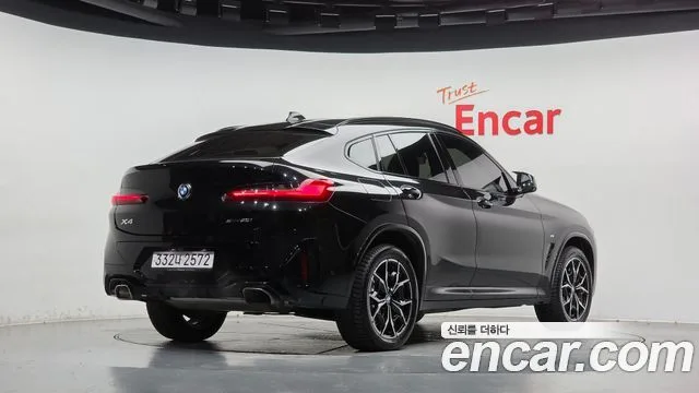 2024 BMW X4