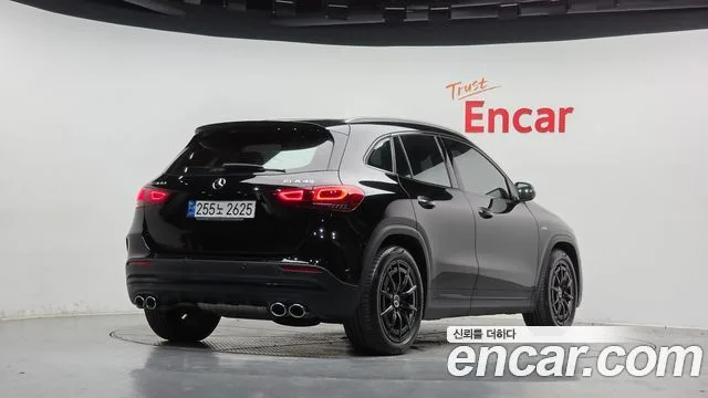 2021 Mercedes-Benz GLA-Class