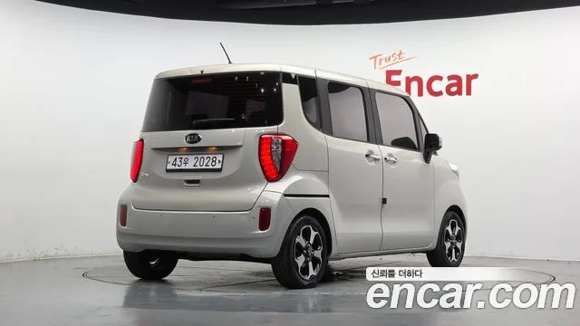 2016 Kia Ray, foto 2