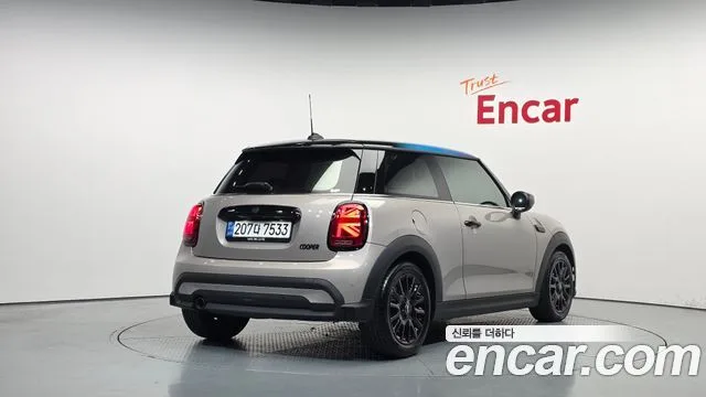 2022 Mini Cooper, foto 2