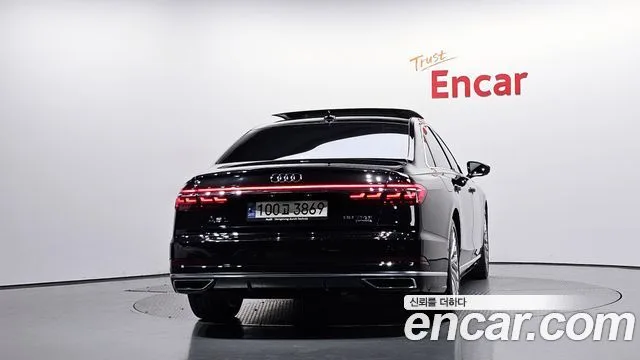 2021 Audi A8, foto 4