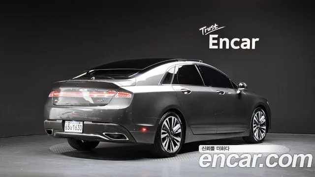 2017 Lincoln MKZ
