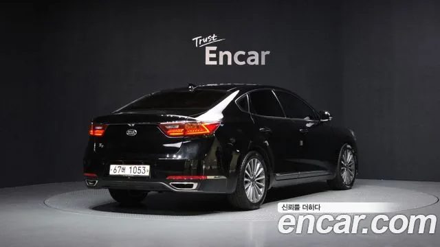 2017 Kia K7, foto 2