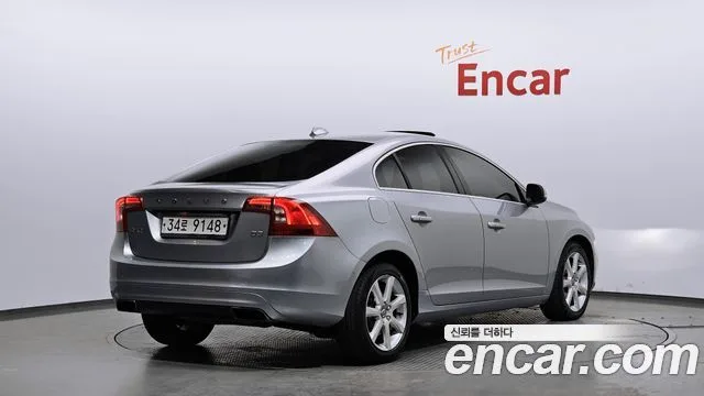 2016 Volvo S60, foto 2