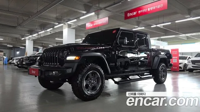 2023 Jeep Gladiator