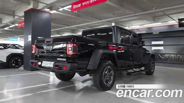 2023 Jeep Gladiator, foto 2