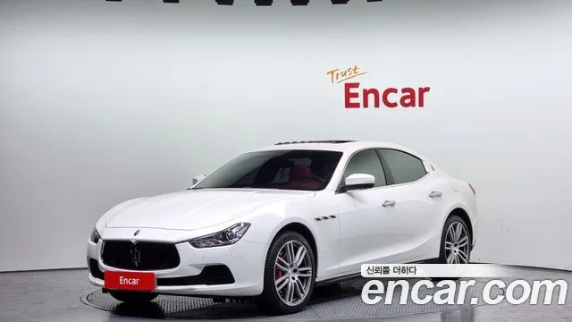2017 Maserati Ghibli