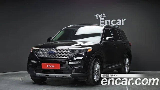 2020 Ford Explorer