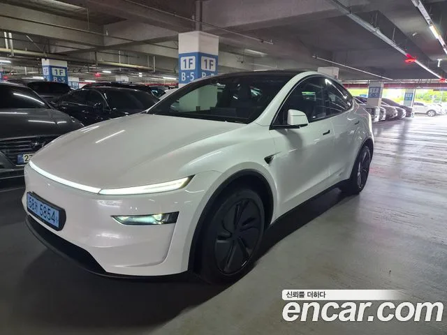 2026 Tesla Model Y