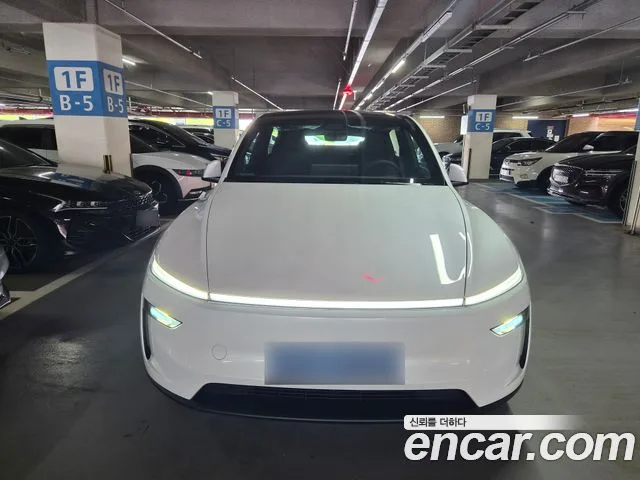 2026 Tesla Model Y, foto 3