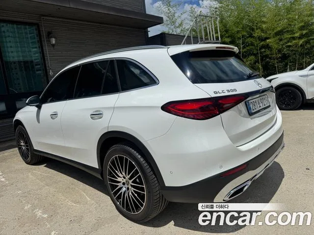 2026 Mercedes-Benz GLC-Class, foto 2