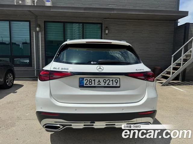 2026 Mercedes-Benz GLC-Class, foto 4