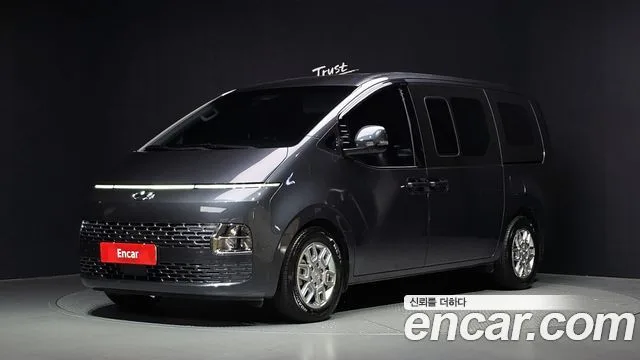 2022 Hyundai Staria