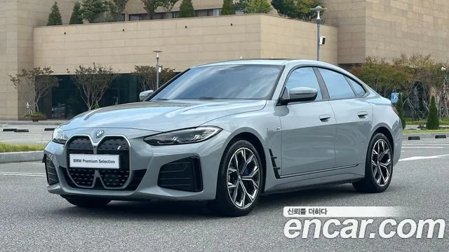 2022 BMW i4