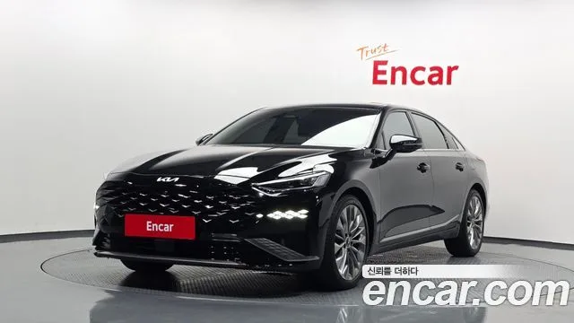 2022 Kia K8