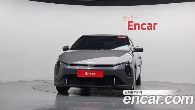 2027 Kia EV4, foto 2