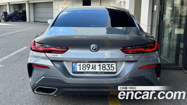 2023 BMW 8-Series, foto 4