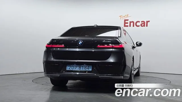 2023 BMW i7, foto 4