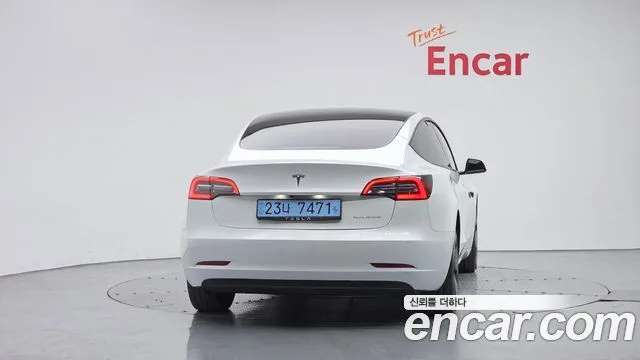 2022 Tesla Model 3, foto 4