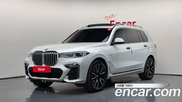 2021 BMW X7