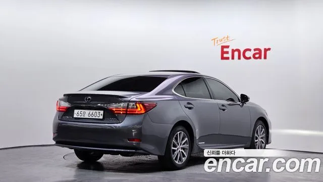 2018 Lexus ES, foto 2
