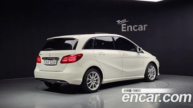 2017 Mercedes-Benz B-Class