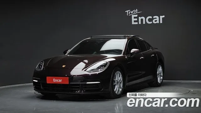 2020 Porsche Panamera