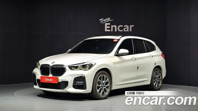 2022 BMW X1